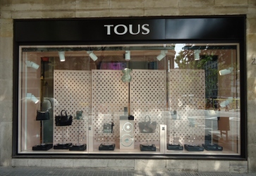 TOUS