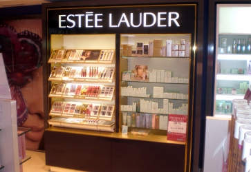 ESTÉE LAUDER