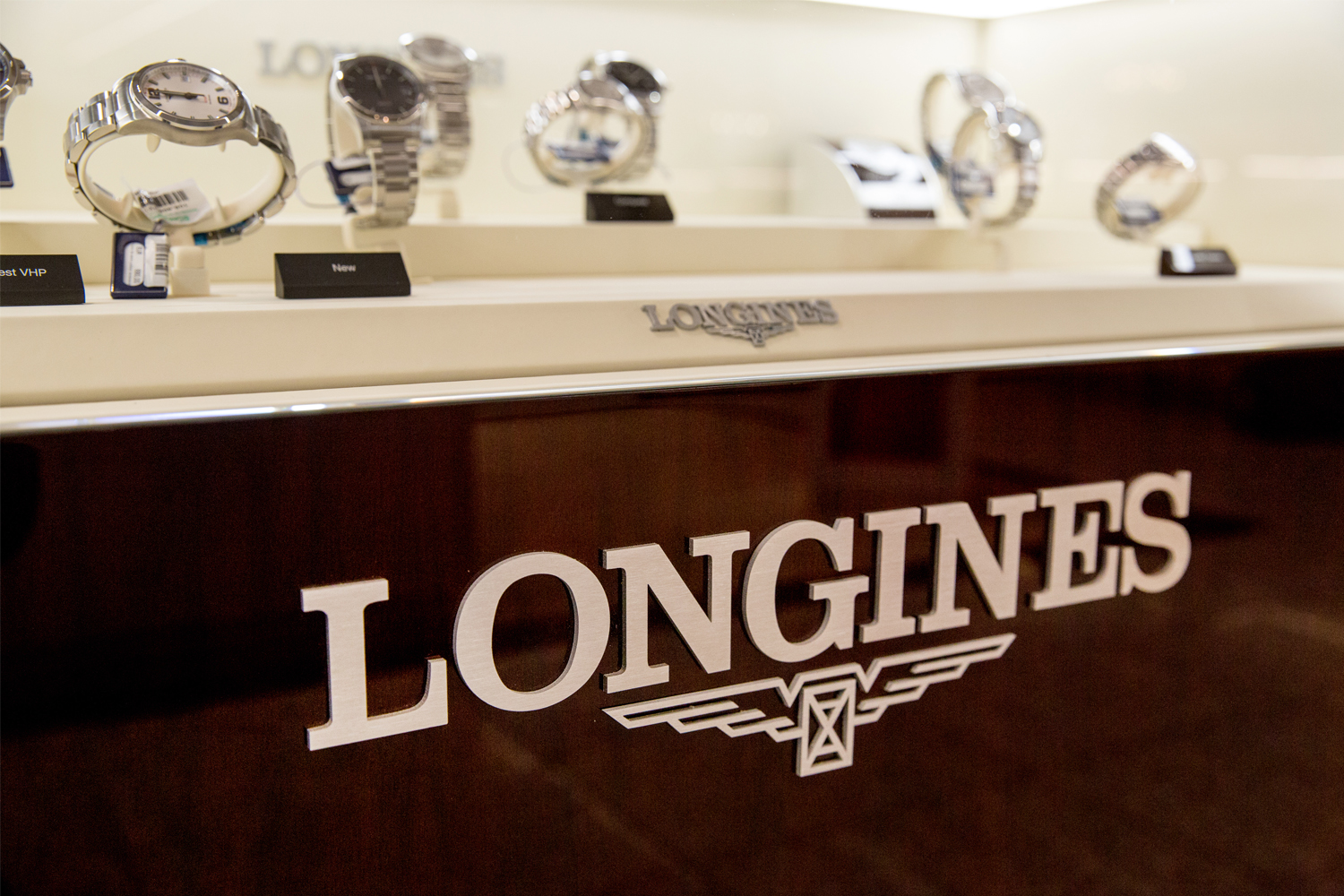 LONGINES